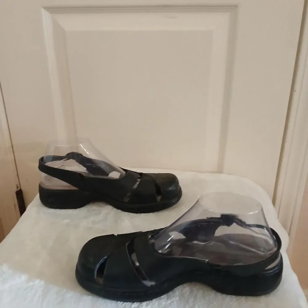 Dansko Black Leather Closed Toe Slingback Sandals 40 Boho Gorpcore Granola Basic